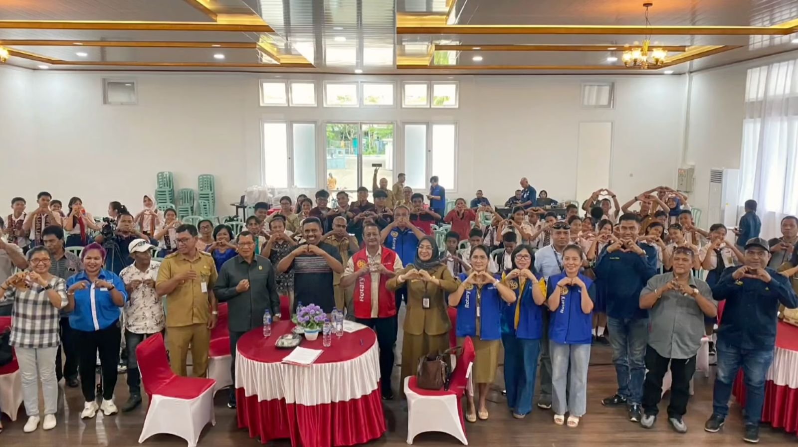 Rotary Club of Kupang Rastamores bergerak aktif dalam respons masyarakat terhadap lonjakan kasus HIV/AIDS di Kota Kupang, Provinsi Nusa Tenggara Timur (NTT), 2 Desember 2025. (FOTO: Public Image)