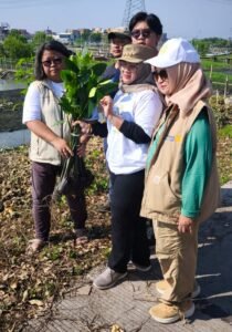 RC Semarang Bimasena tanam mangrove